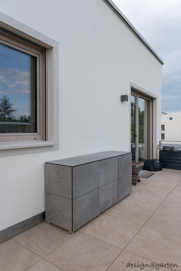 Buffet d'extérieur en décor Empire Slate : polyvalence élégante pour la terrasse 3