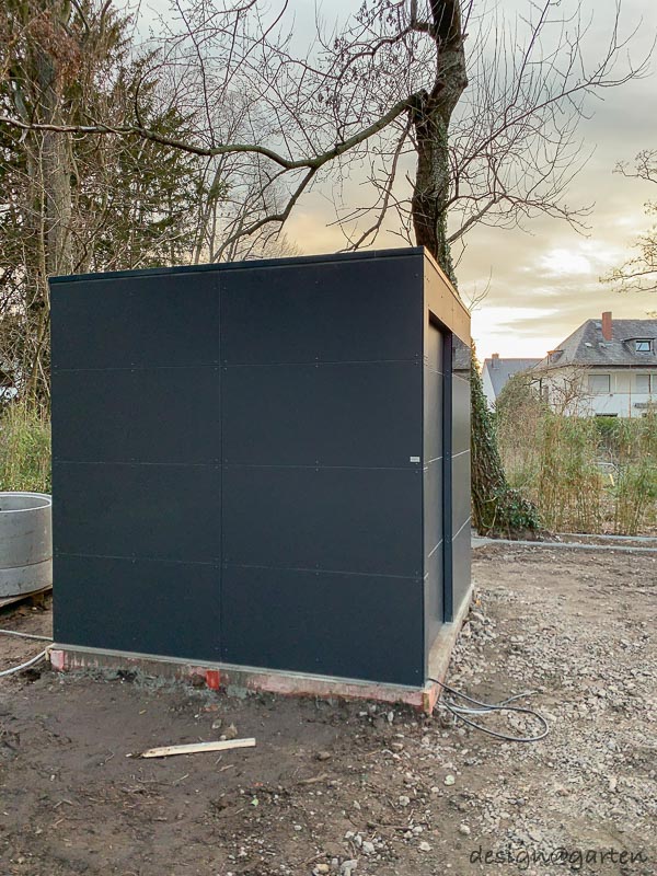 Remise à outils moderne avec montage professionnel à Francfort 2