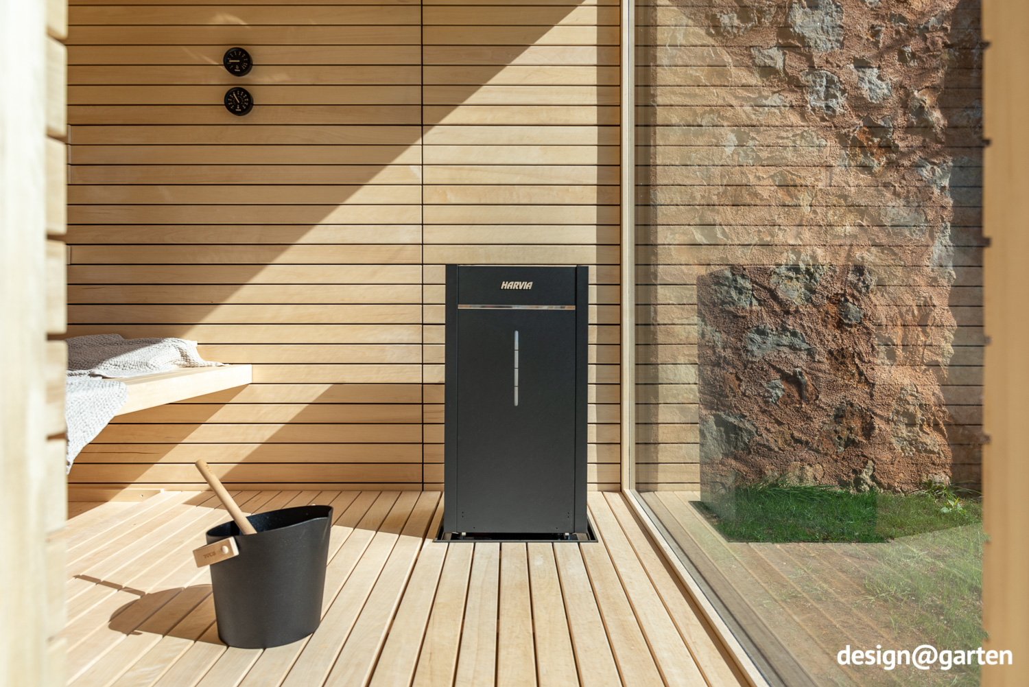 Sauna de jardin design en HPL à Majorque 2