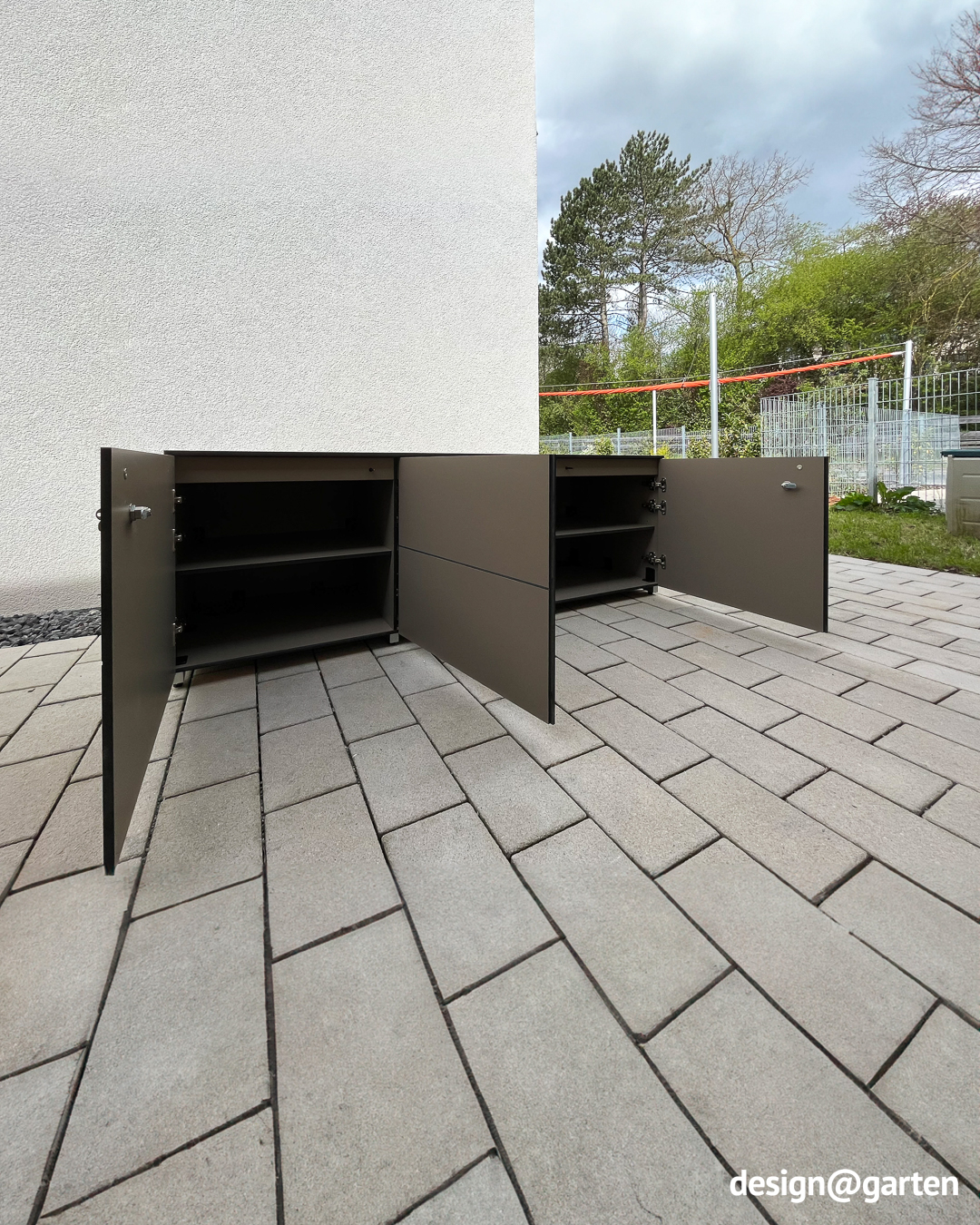 Long buffet pour la terrasse 1