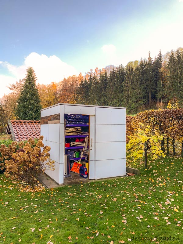 Esigenze architettoniche ai margini del bosco: spazio di stoccaggio senza compromessi in termini di design
