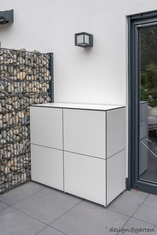 Lavoro su misura per la terrazza: chiusura funzionale delle fessure alla perfezione