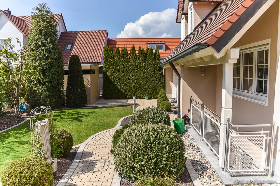 Design moderno a Rain am Lech: il gazebo minimalista, un miracolo di funzionalità e spazio