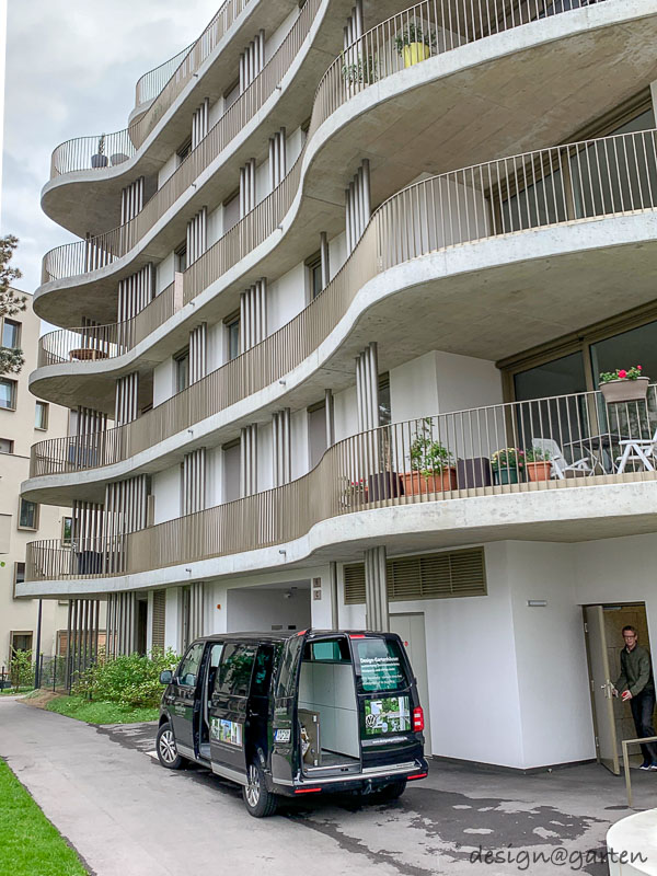 Alloggiamento tecnico su misura sul balcone a Vienna