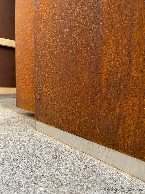 Casetta da giardino Cube in acciaio Corten – Oggetto di design su misura per il giardino