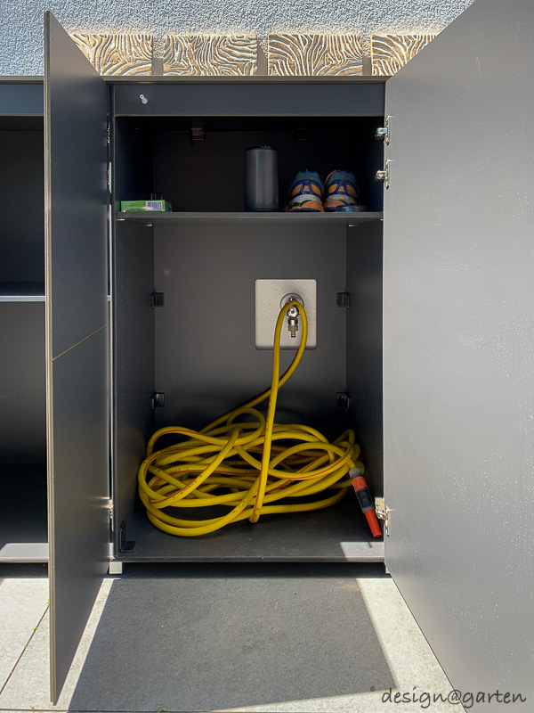 Integrazione intelligente dell'acqua e resistenza dei materiali: credenza su misura per una terrazza moderna 4