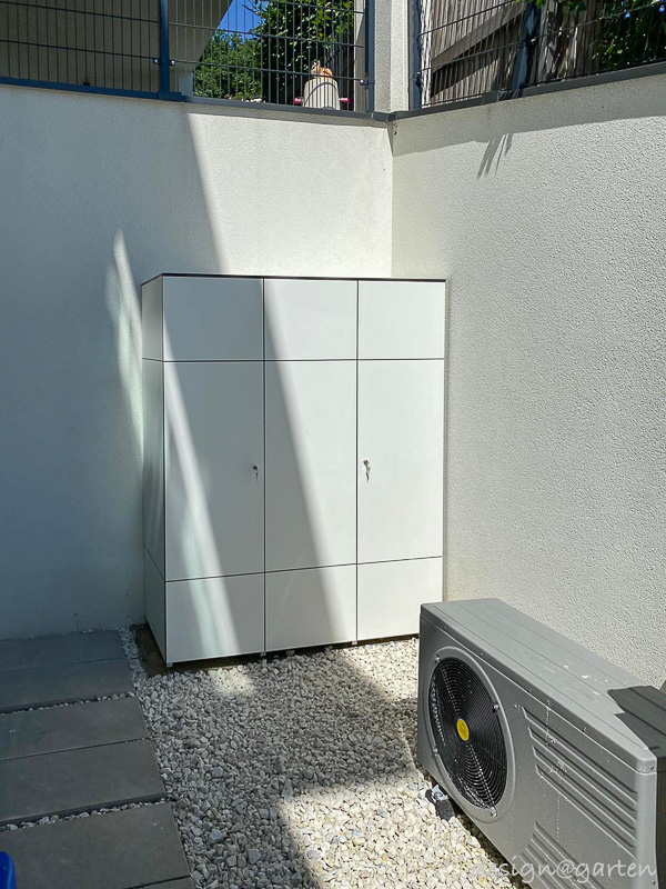 Casetta da giardino su misura: architettura esclusiva per pendii impegnativi 9