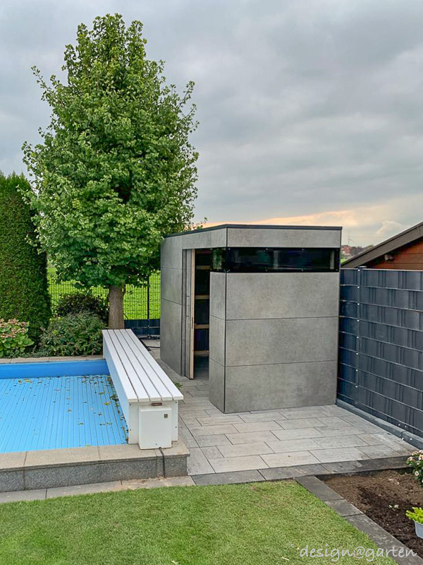 Pool house in stile Empire Slate con vetrate ad angolo 1
