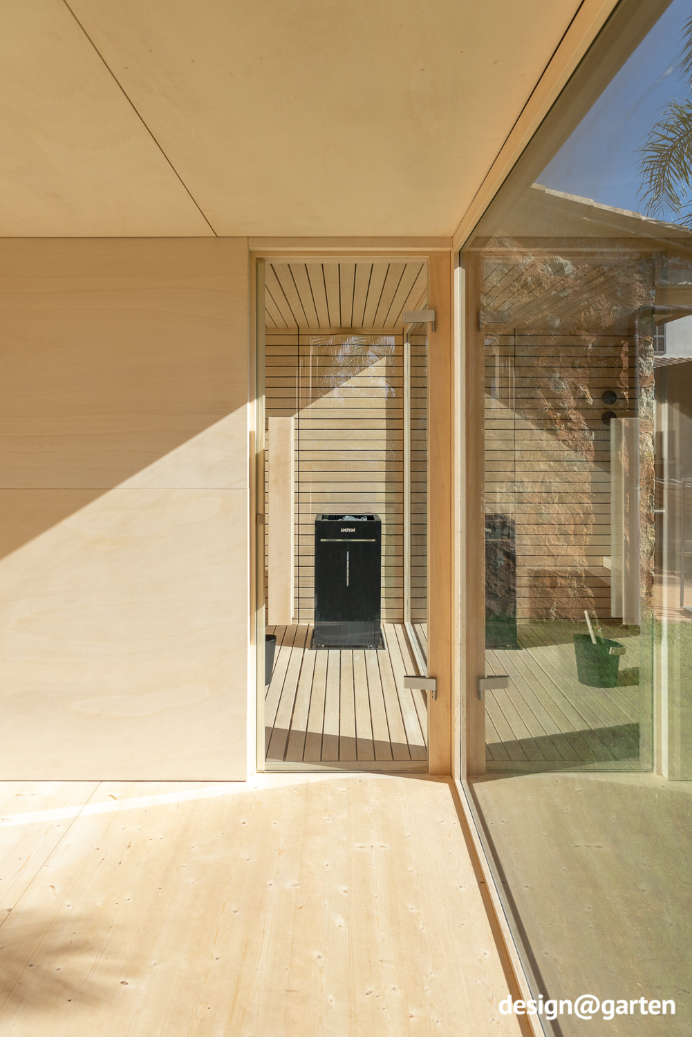Sauna da giardino di design in HPL a Maiorca 7