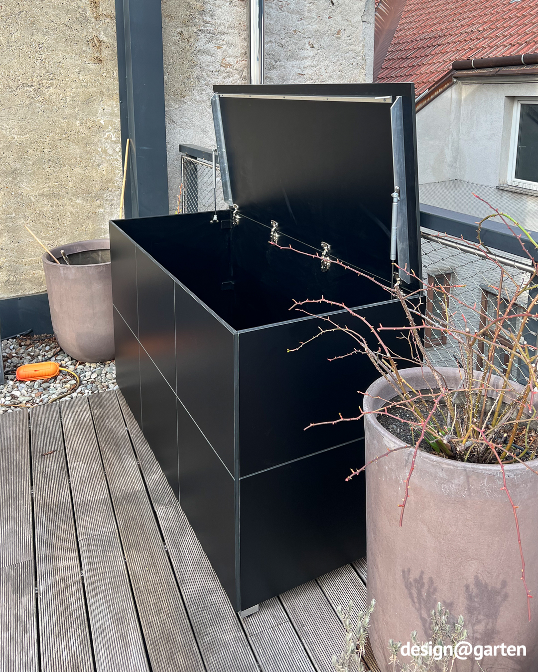 Box portaoggetti sulla terrazza sul tetto a Vienna – Spazio di stoccaggio per terrazze urbane 2