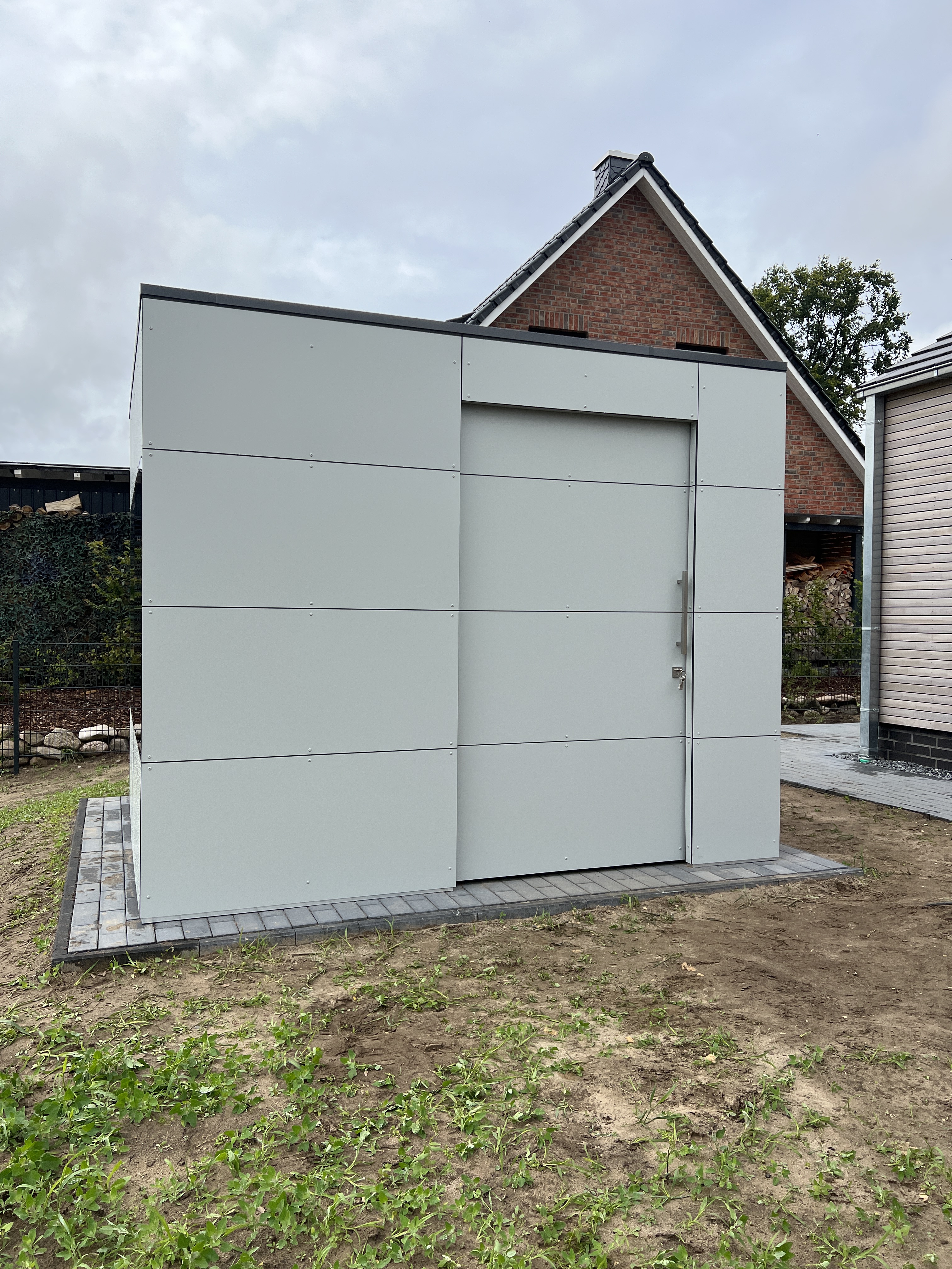 Casetta da giardino con vista 2